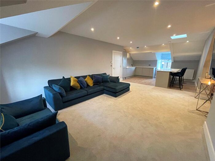 2 Bedroom Apartment To Rent In West Avenue, Gosforth, NE3