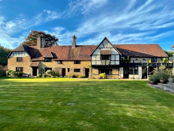 Studio To Rent In Quinnettes, Eddystone Court, Churt, Farnham, GU10