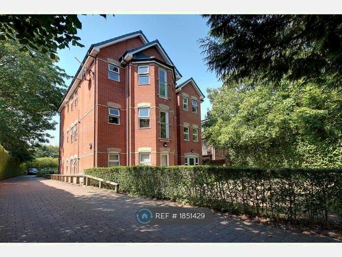 2 Bedroom Flat To Rent In Wellington Road, Bournemouth, BH8