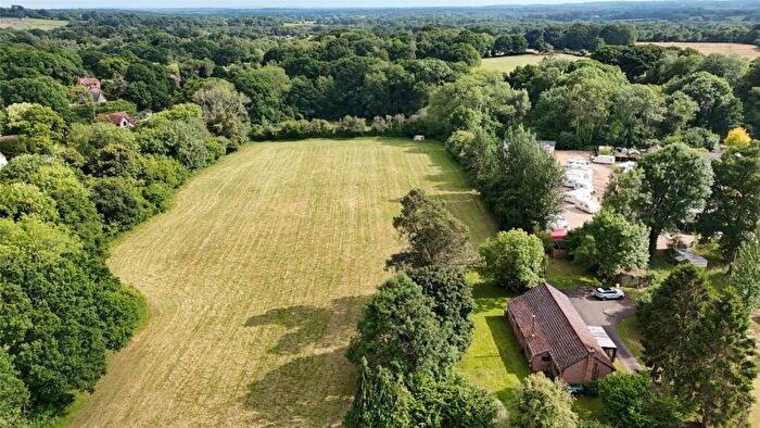 3 Bedroom Detached House For Sale In Doctors Hill, Sherfield English, Romsey, Hampshire, SO51