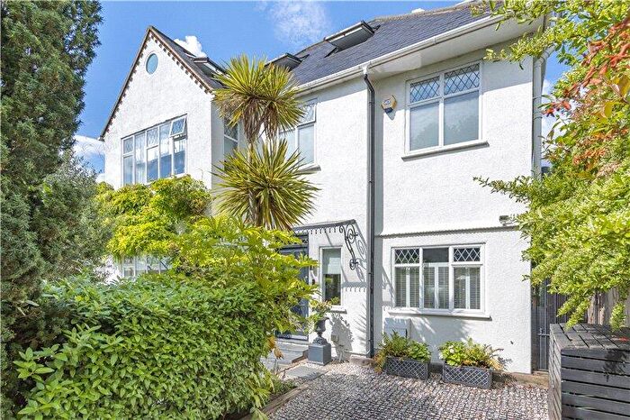 5 Bedroom Detached House For Sale In Suffolk Road, Barnes, London, SW13