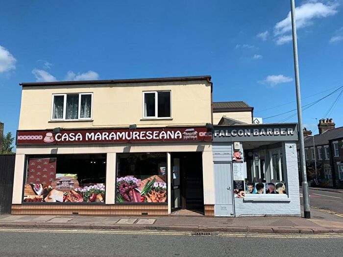 1 Bedroom Apartment To Rent In Newmarket Road, Cambridge, CB5