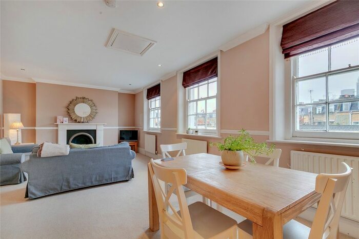 2 Bedroom Flat For Sale In Moreton Close, Pimlico, SW1V