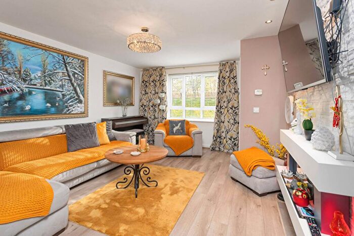 3 Bedroom End Of Terrace House For Sale In Adit Place, Liberton, Edinburgh, EH17