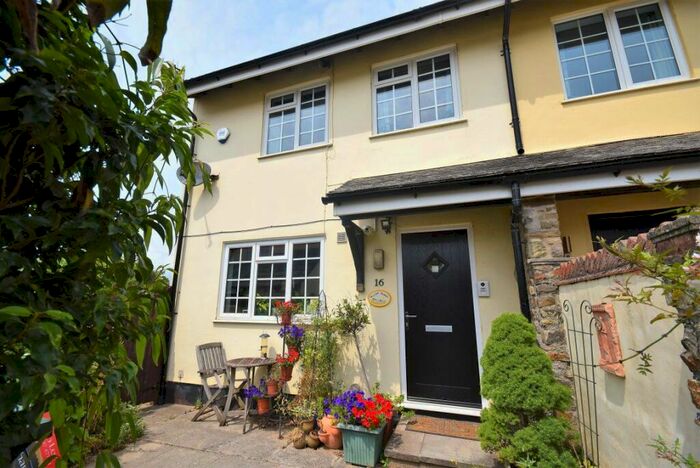 3 Bedroom House To Rent In White House Close, Instow, Devon, EX39