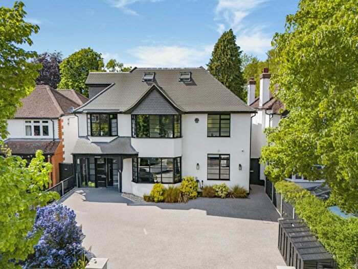 5 Bedroom Detached House To Rent In Watford Road, St. Albans, Hertfordshire, AL1