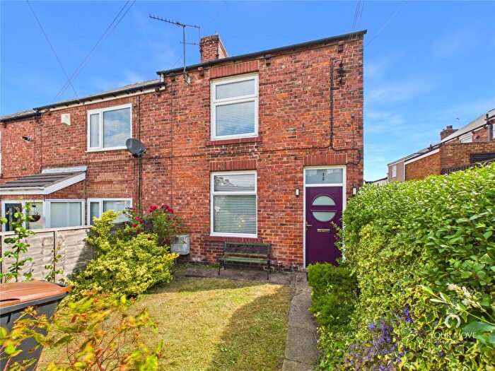 2 Bedroom End Of Terrace House To Rent In Garden Cottages, Durham, DH7