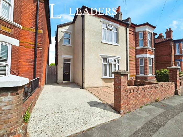 3 Bedroom Semi Detached House For Sale In Parham Road, Gosport, Hampshire, PO12