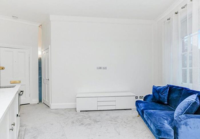 1 Bedroom Apartment To Rent In Abbey Road, St John's Wood, London, NW8