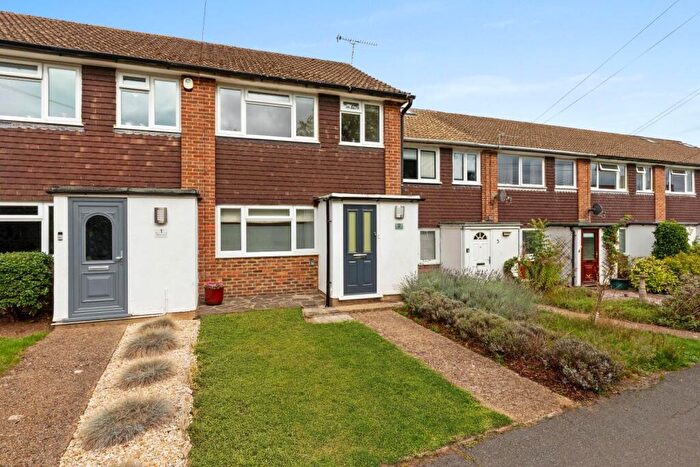 3 Bedroom Terraced House For Sale In Chestnut Court, Chestnut Lane, Amersham, Buckinghamshire, HP6