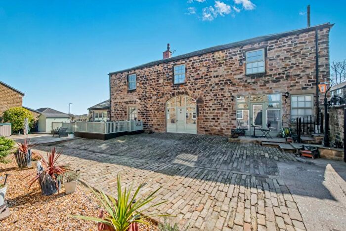 4 Bedroom Barn Conversion For Sale In Knowles Lane, Gomersal, West Yorkshire, BD19
