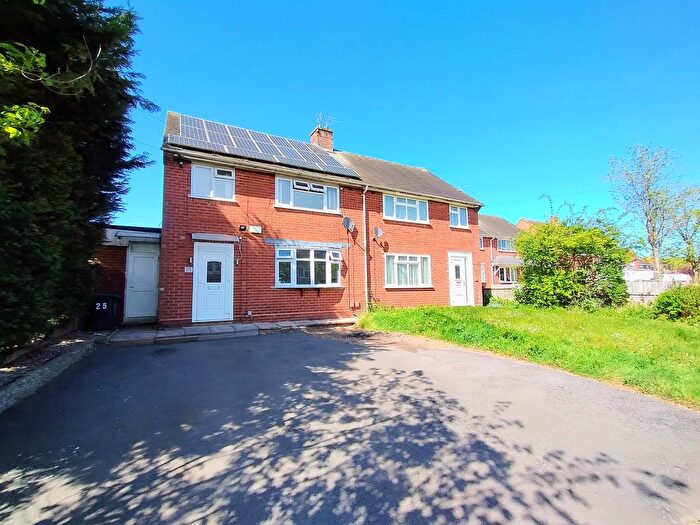 3 Bedroom Semi-Detached House To Rent In Newey Road, Wednesfield, Wolverhampton, WV11