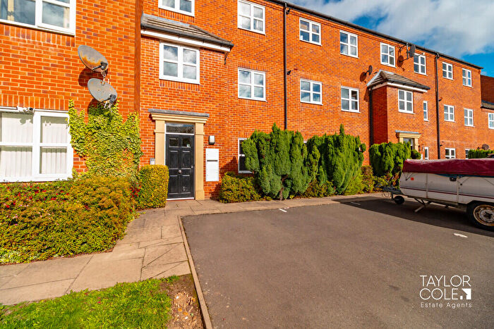 2 Bedroom Flat For Sale In Leven Road, Tamworth, B77