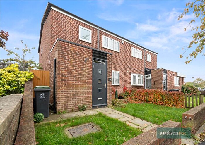 3 Bedroom Semi-Detached House To Rent In Limes Avenue, Chigwell, Essex, IG7