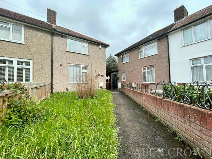 2 Bedroom Terraced House To Rent In St Georges Road, Dagenham, RM9