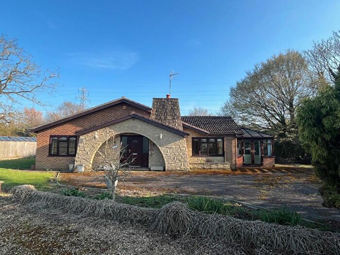 3 Bedroom Detached Bungalow For Sale In Bridge Lodge, South Drove. Spalding Common, PE11