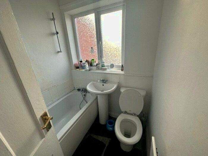 3 Bedroom Terraced House For Sale In King Street, Middlesbrough, Cleveland, TS6