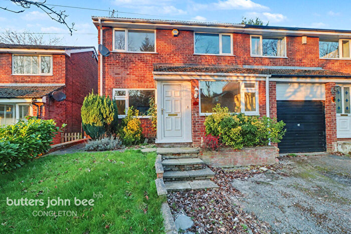3 Bedroom Semi-Detached House For Sale In St Johns Road, Congleton, CW12