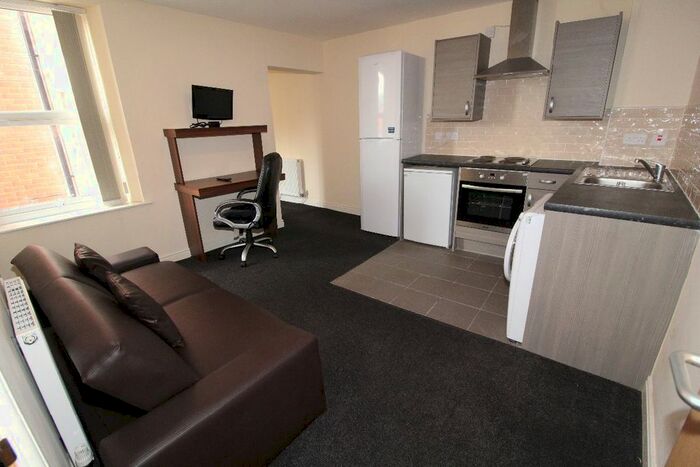 1 Bedroom Flat To Rent In Moorlane, Flat, Preston, Lancashire, PR1