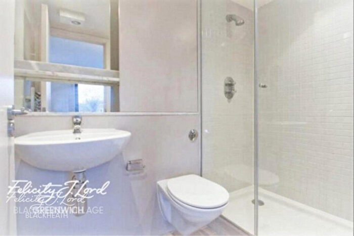 2 Bedroom Apartment To Rent In Deals Gateway, London, SE13