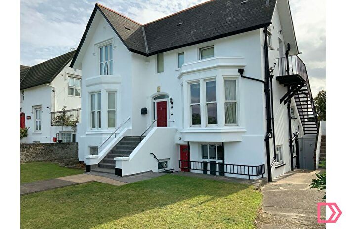 1 Bedroom Flat To Rent In B London Road, Northfleet, Gravesend, Kent, DA11