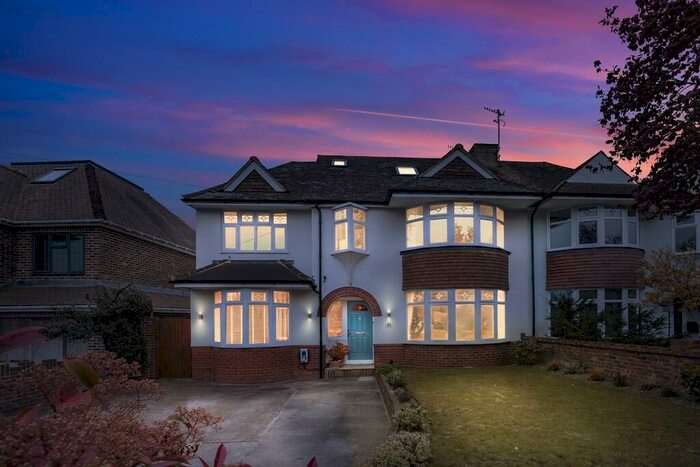 5 Bedroom Semi-Detached House To Rent In Erringham Road, Shoreham-by-Sea, BN43