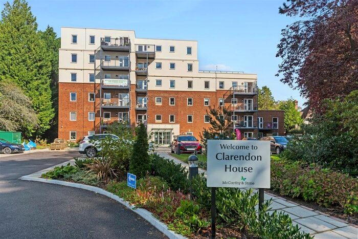 2 Bedroom Flat For Sale In Clarendon House, Tower Road, Poole, BH13