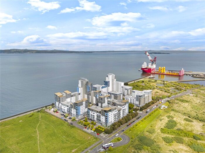 3 Bedroom Flat For Sale In Western Harbour Midway, Edinburgh, Midlothian, EH6