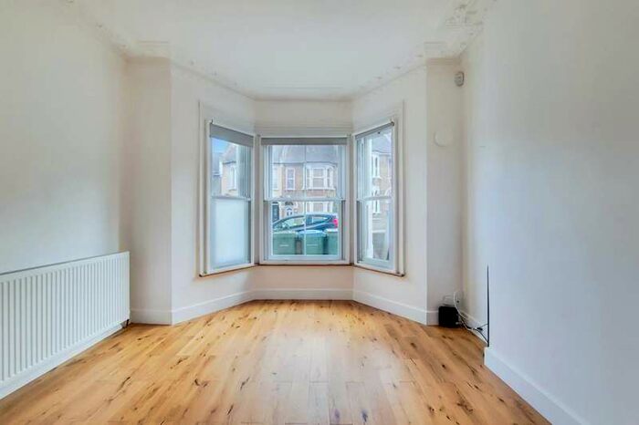 1 Bedroom Flat To Rent In Westcombe Hill, Greenwich, SE3
