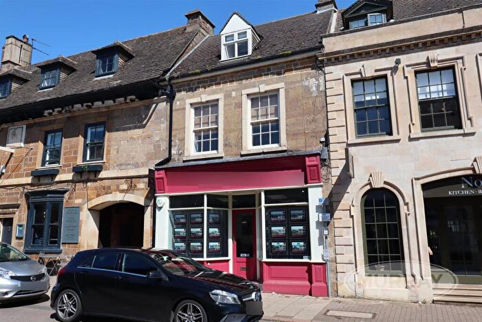 2 Bedroom Apartment To Rent In High Street East, Uppingham, Rutland, LE15