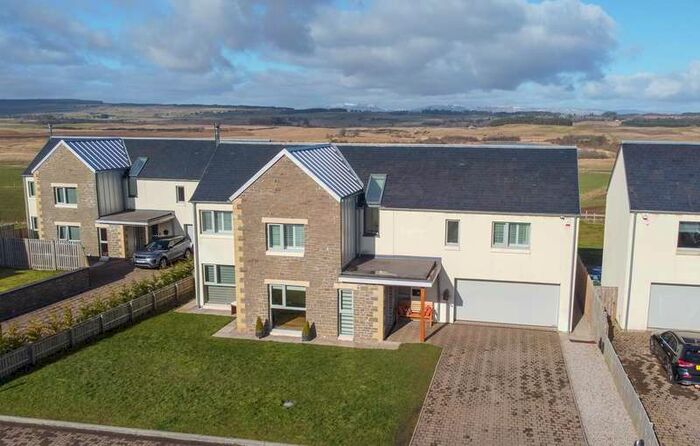 6 Bedroom Detached House For Sale In Newton Of Buttergrass, Blackford, Auchterarder, PH4