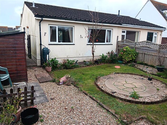 2 Bedroom Semi-Detached Bungalow For Sale In North Boundary Road, Brixham, TQ5