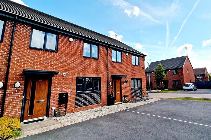 3 Bedroom Mews For Sale In Red Poll Way, Winsford, CW7