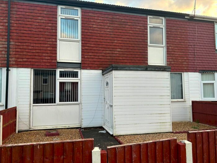 3 Bedroom Terraced House For Sale In Brendon Way, Nuneaton, Warwickshire, CV10