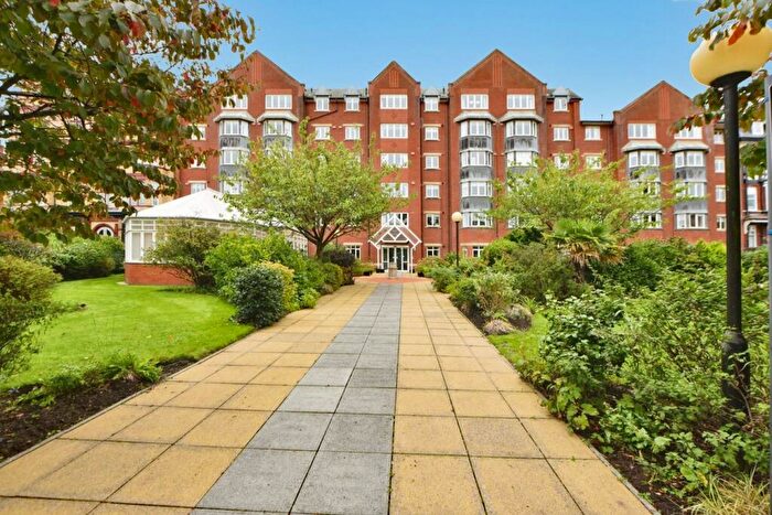 2 Bedroom Retirement Property For Sale In Lord Street, Southport, PR8
