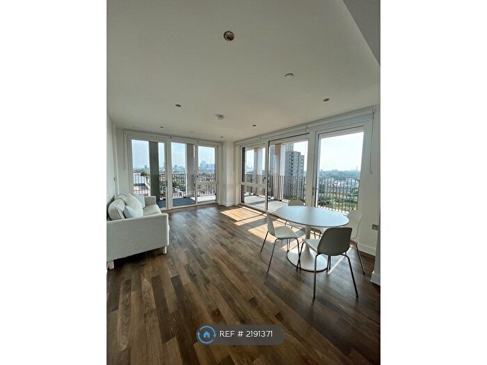 2 Bedroom Flat To Rent In Auckland Road, London, E10