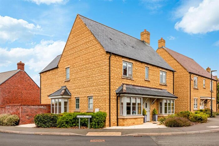 4 Bedroom Detached House For Sale In Furrow Way, Mickleton, GL55