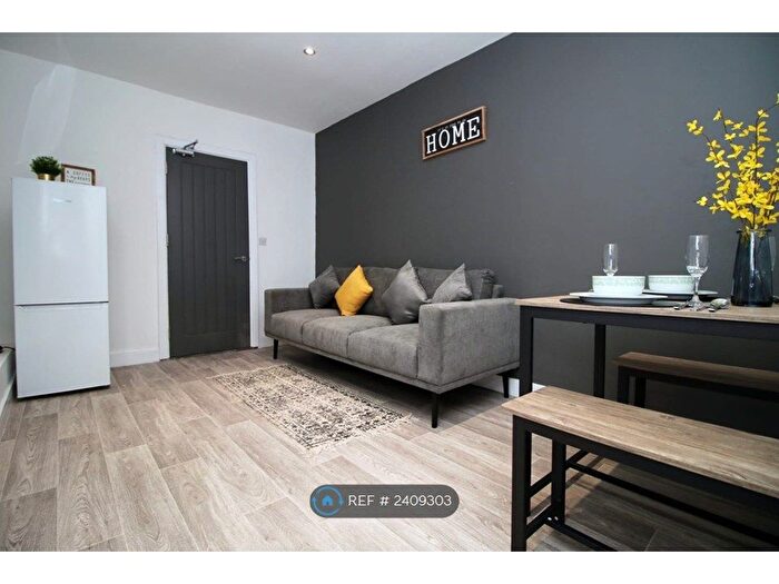 1 Bedroom Flat To Rent In Hanover Street, Swansea, SA1