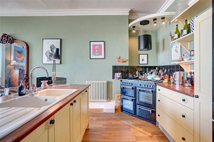 2 Bedroom Flat For Sale In Chichester Terrace, Brighton, East Sussex, BN2