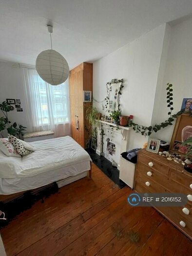 2 Bedroom Flat To Rent In Malvern Road, London, NW6