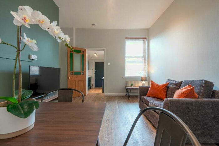 5 Bedroom Terraced House To Rent In Doncaster Road, Newcastle, NE2