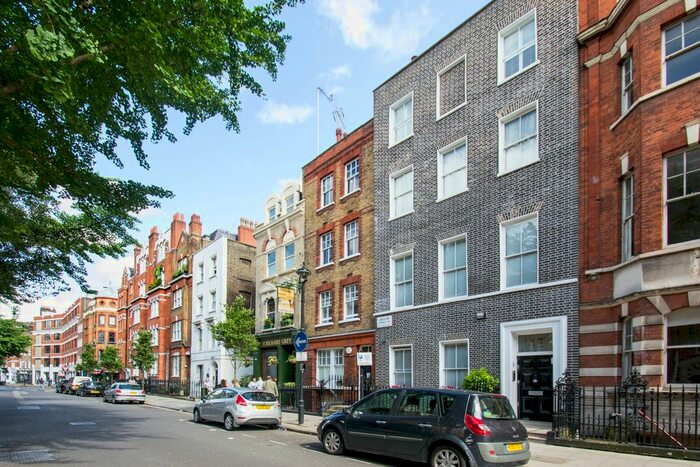 1 Bedroom Flat To Rent In Langham Street, Fitzrovia, London, W1W