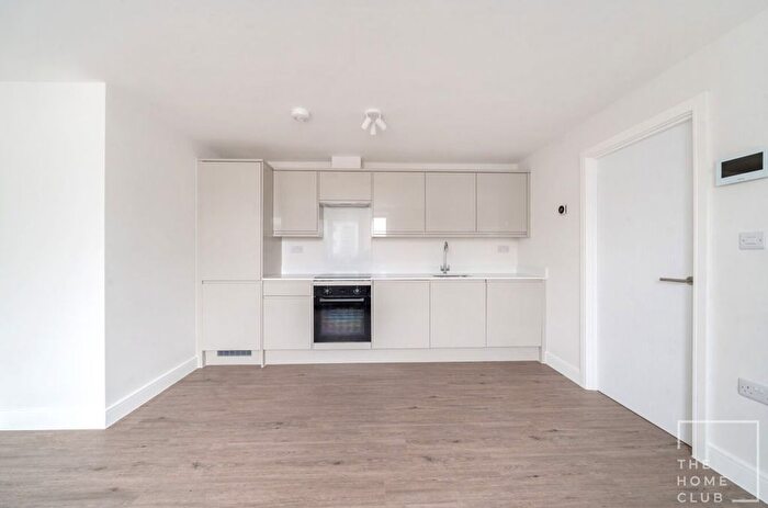 1 Bedroom Flat To Rent In Old Bank House, - Victoria Road, GU14