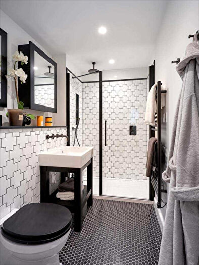 2 Bedroom Apartment To Rent In Royal Exchange, London, KT1
