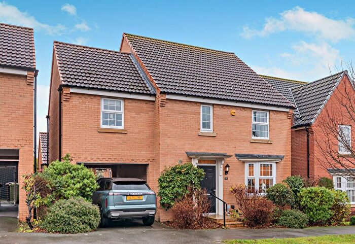 4 Bedroom Detached House For Sale In Johnson Road, Wakefield, West Yorkshire, WF2