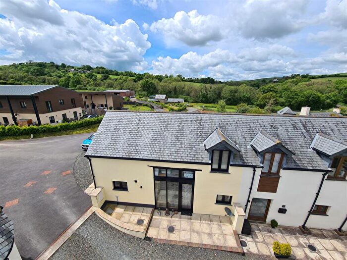 3 Bedroom House For Sale In Chillaton, Lifton, PL16