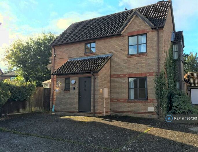 3 Bedroom Semi-Detached House To Rent In Shenley Church End, Milton Keynes, MK5
