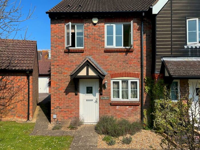 3 Bedroom End Of Terrace House To Rent In The Darlingtons, Rustington, Littlehampton, BN16