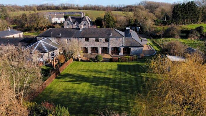 5 Bedroom Smallholding For Sale In The Coach House, Cwm Ciddy, The Vale Of Glamorgan, CF62