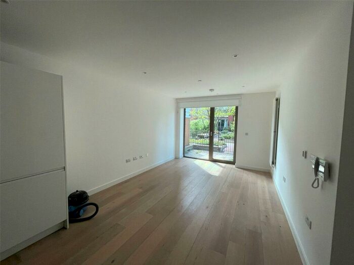 2 Bedroom Apartment To Rent In Pendant Court, Royal Crest Avenue, Royal Wharf, E16